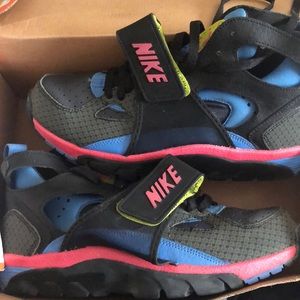 Air Trainer Huarache Premium